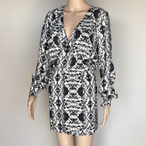 Parker - like new black & white mini dress